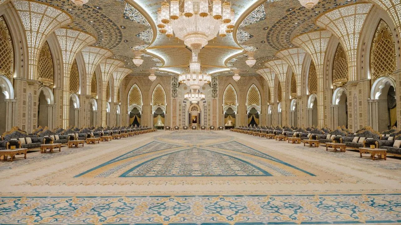 Intercontinental Residences Abu Dhabi By Ihg 5*,